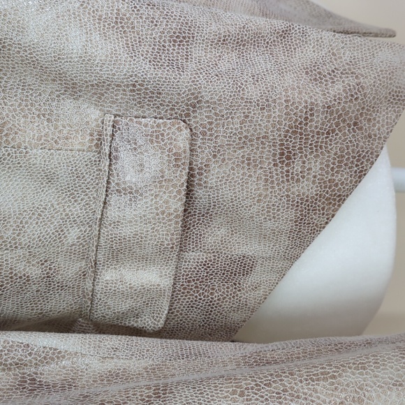 INC Snakeskin Print Sheen Cropped Dressy Blazer M Cream Tan Pattern - Picture 9 of 16